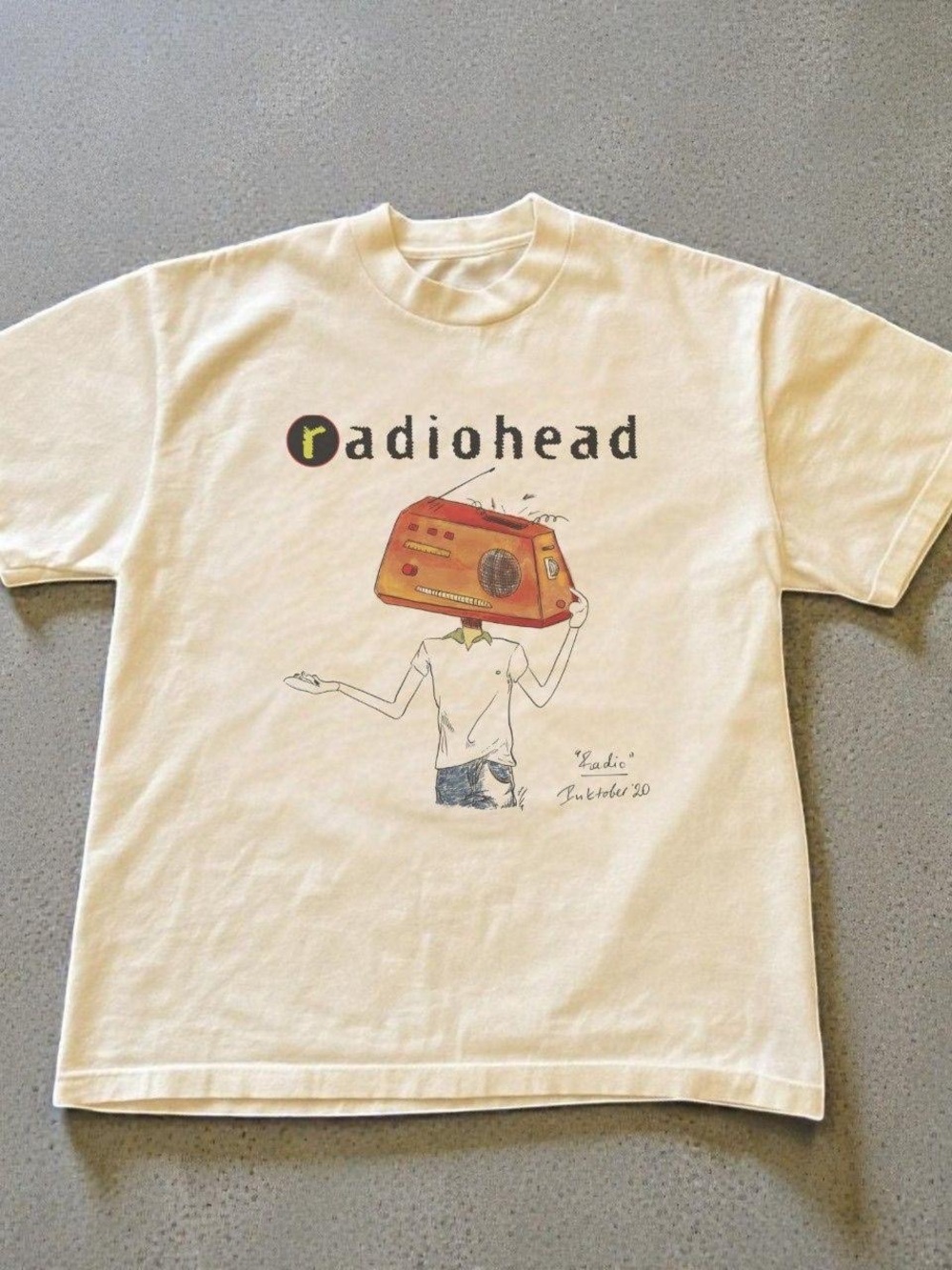 Gildan Cream Radiohead Graphic Short Sleeve Tee